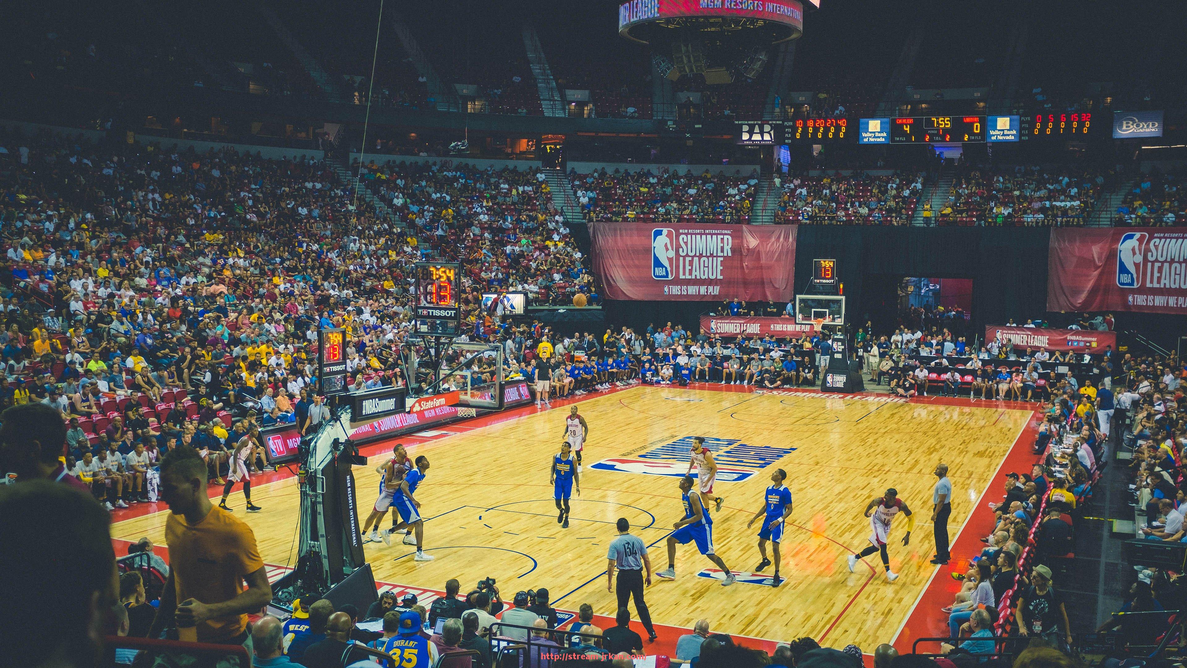 jrkan直播-篮球比赛中“强侧连续进攻选择”是否决定攻防重心倾斜程度